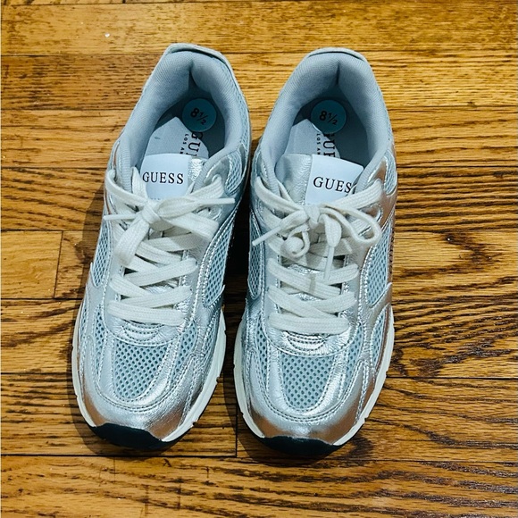 GUESS Silver Sneakers - Picture 3 of 9